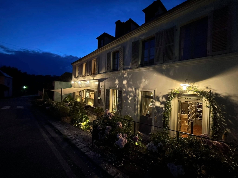 Le restaurant - Auberge du Chasseur - Grosrouvre - restaurant sympa GROSROUVRE